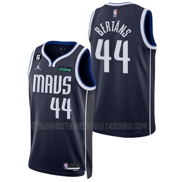 camiseta davis bertans dallas mavericks de 44 hombre statement edition 2023 azul marino